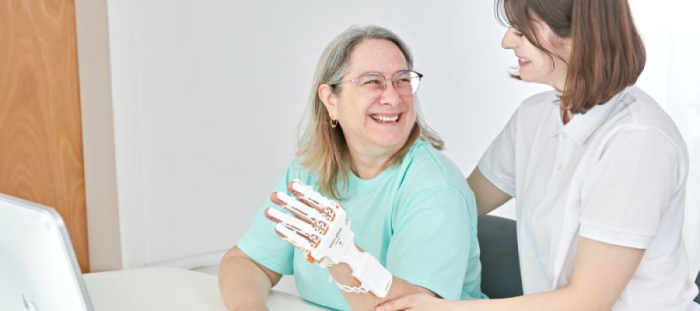 Wpływ poprawy mobilności dłoni na psychikę pacjenta po udarze